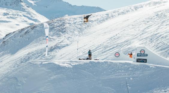 davide_boggio_al_mottolino_snowpark_di_livigno_w564_h310